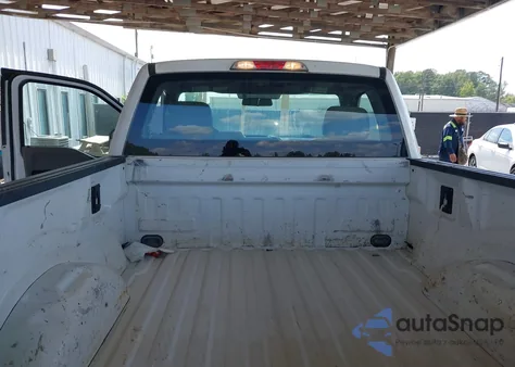 2016 Ford F-150 Xl z USA, uszkodzony, nr VIN 1FTMF1C83GFB50196